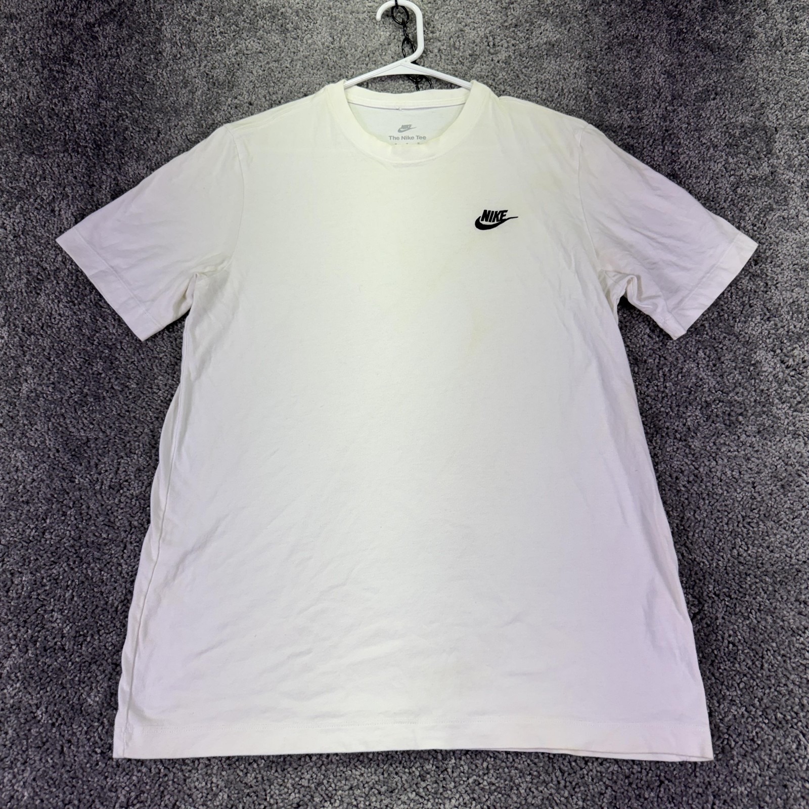 Nike Shirt Mens Medium White Short Sleeve The Nike Tee Logo Crewneck Casual
